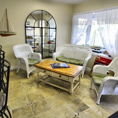 Island Manor Resort, A Vri Resort New Shoreham Esterno foto